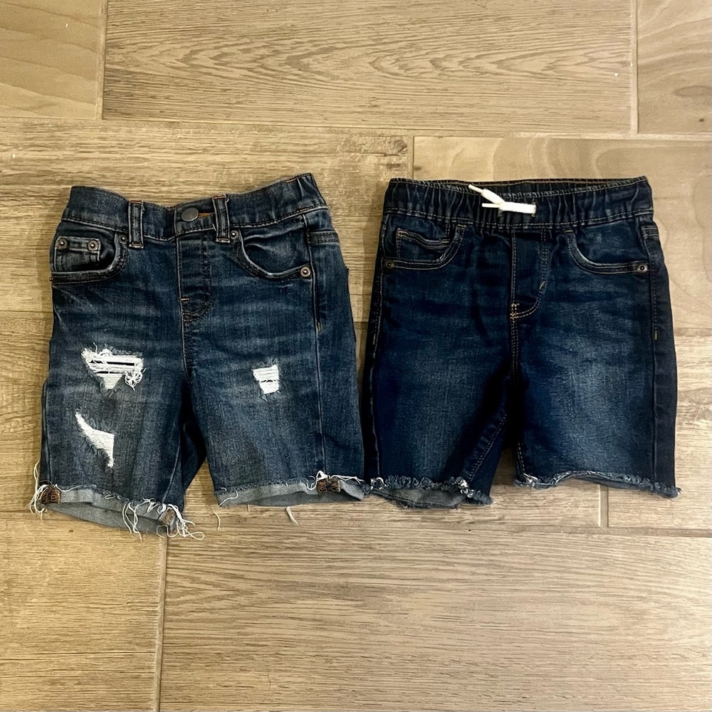 Toddler jeans shorts  3T